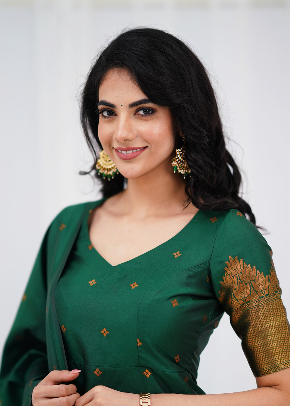Elegant Zari Work Blended Silk Suit Set (3 Colors)