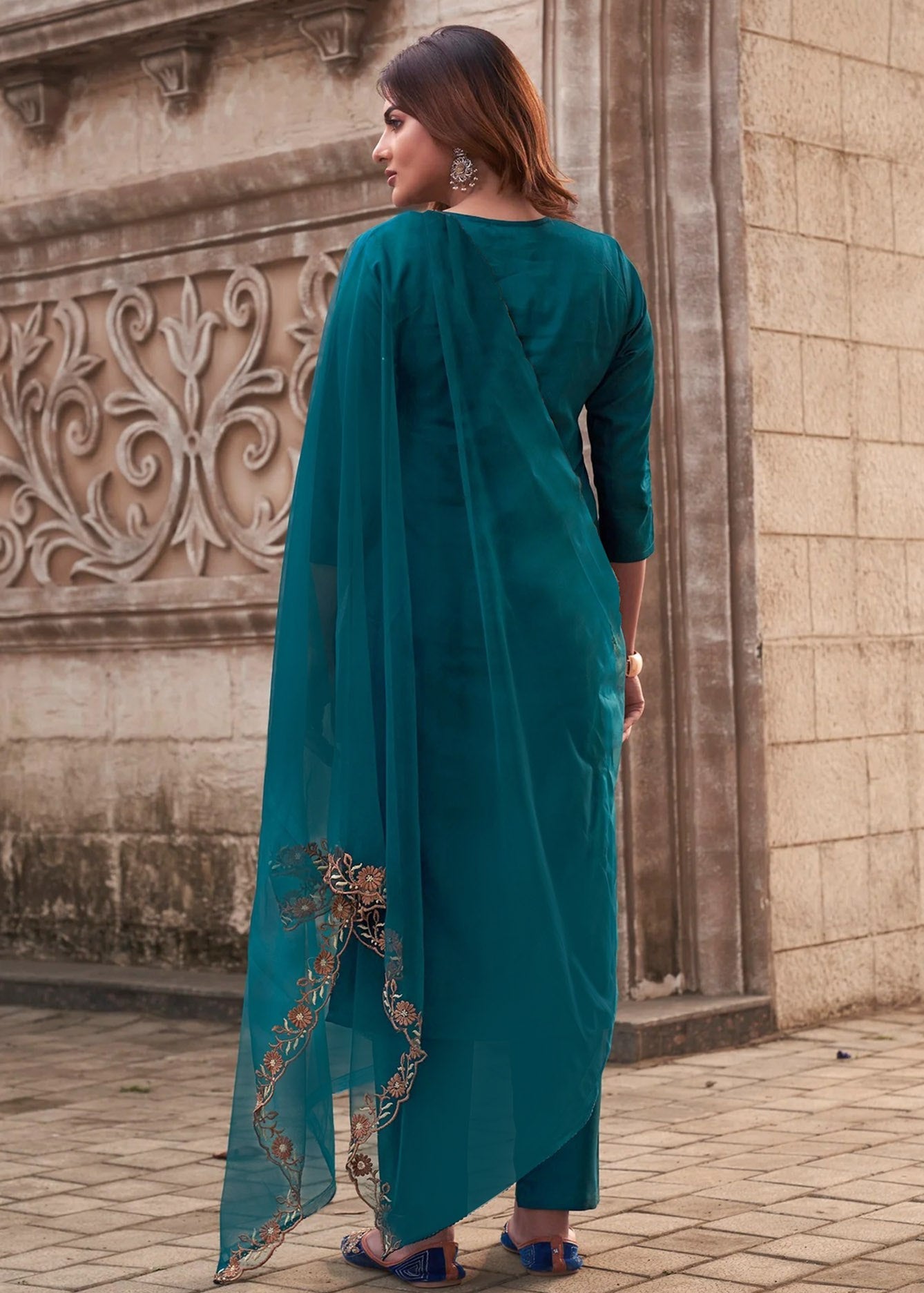 Shriwal Cerulean colour Suit