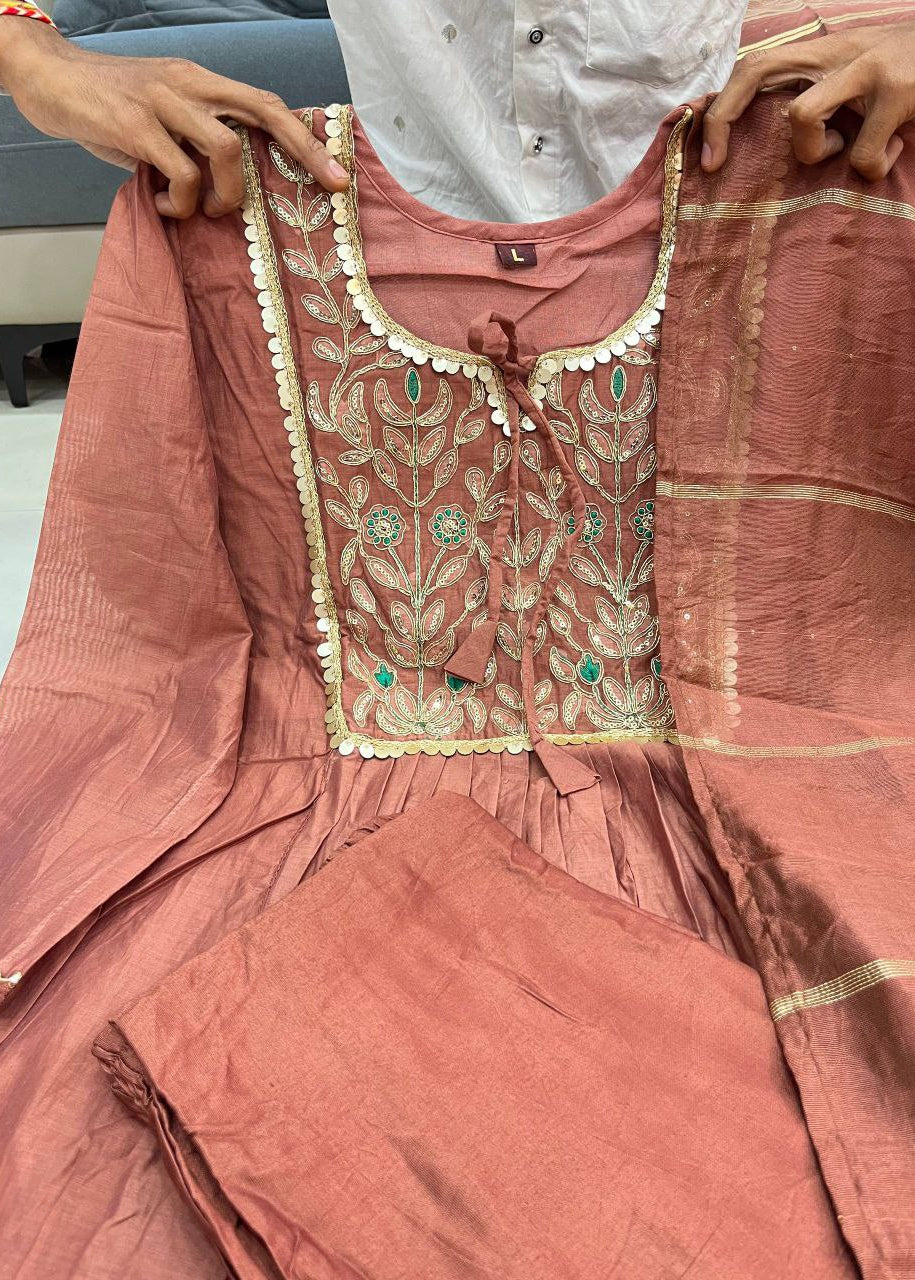 Shriwal Premium Mul Chanderi Kurti Pant Dupatta Set