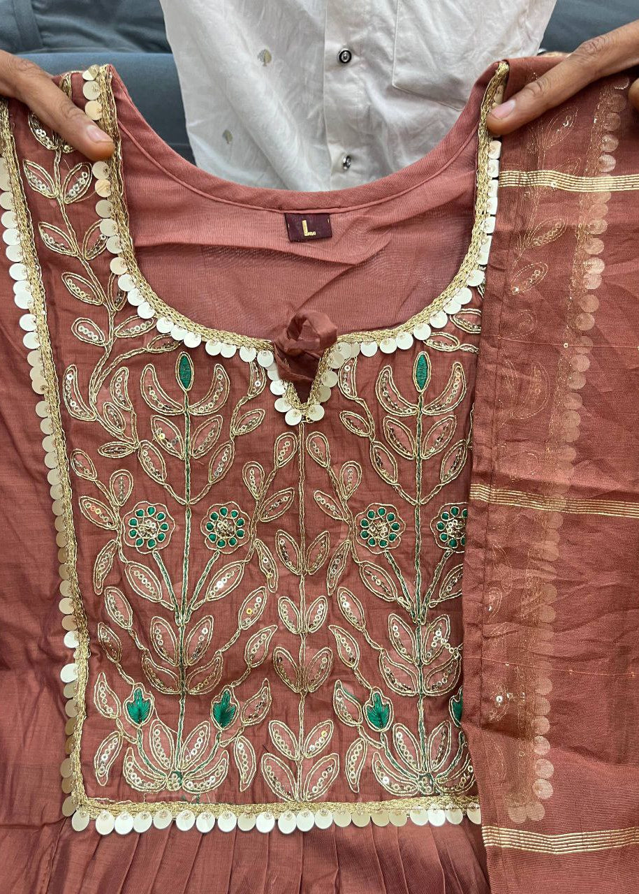 Shriwal Premium Mul Chanderi Kurti Pant Dupatta Set