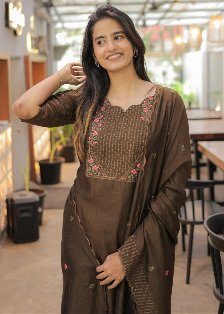 Shriwal Embroidered Cotton Suit Set with Chanderi Dupatta  (4 Colors)