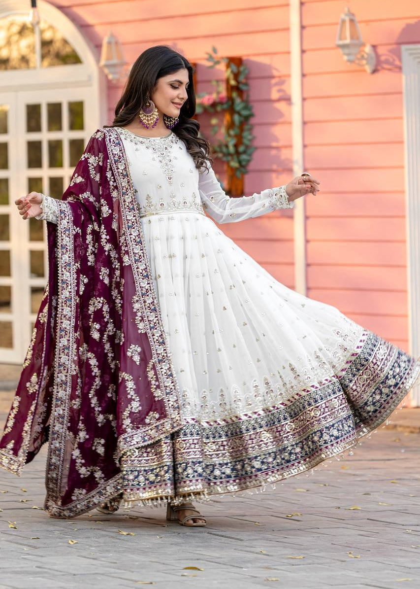 Shriwal Aadhira Royal Embroidered Gown Set(5 Colours)