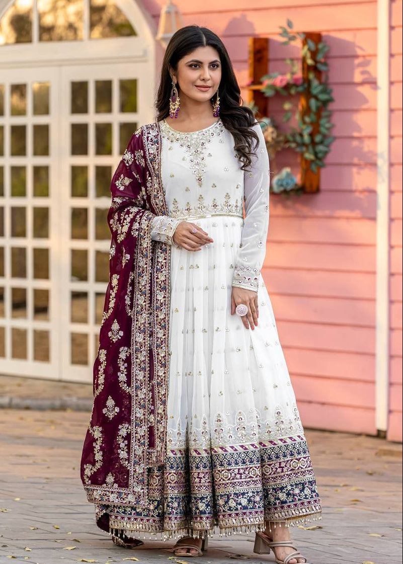 Shriwal Aadhira Royal Embroidered Gown Set(5 Colours)