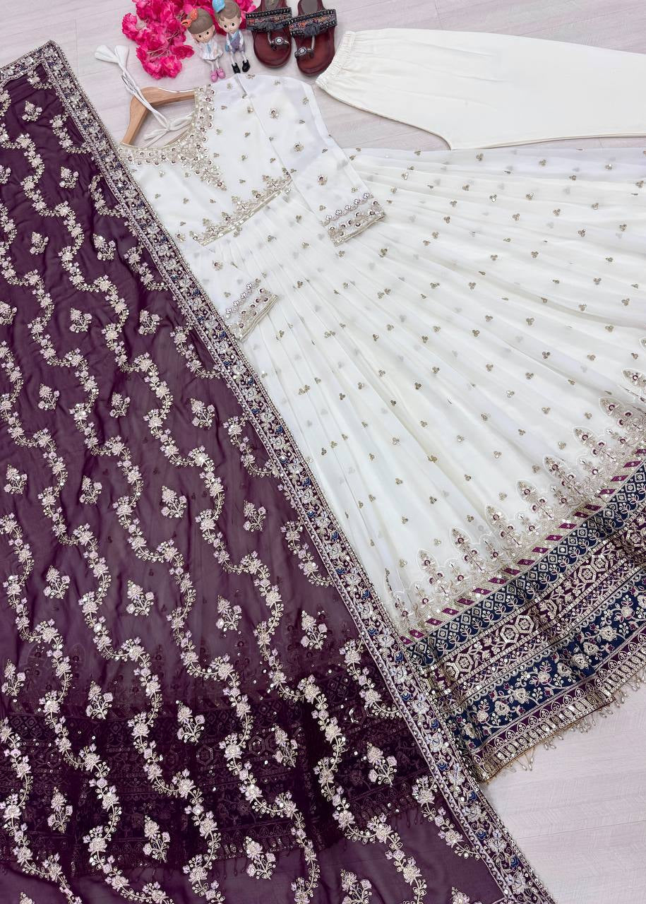 Shriwal Aadhira Royal Embroidered Gown Set(5 Colours)