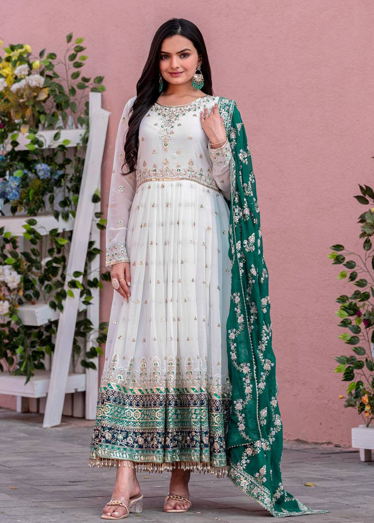 Shriwal Aadhira Royal Embroidered Gown Set(5 Colours)