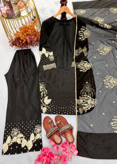 Shriwal Noorina Embroidered Crepe Kurti Set (3 Colours)
