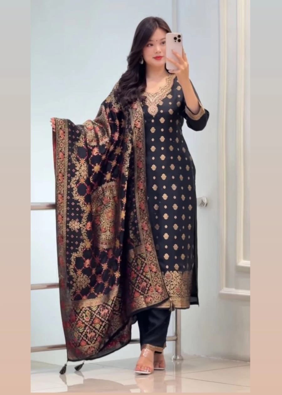 Shriwal Kanjivaram Glass Tissu Zari Jacquard Suit Set