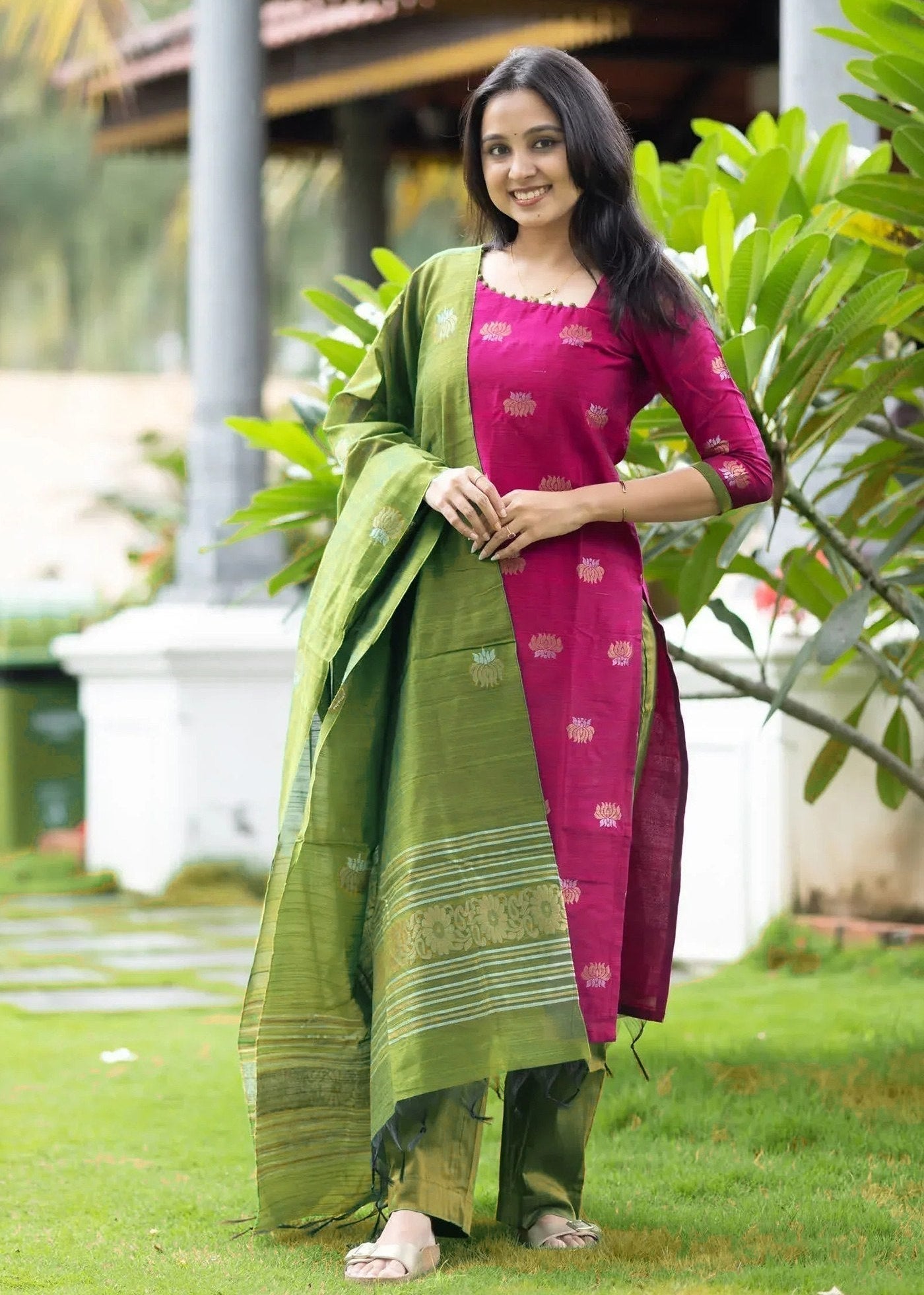 Shriwal Pink Art Silk Woven Kurta Pant Set with Green Art Silk Dupatta