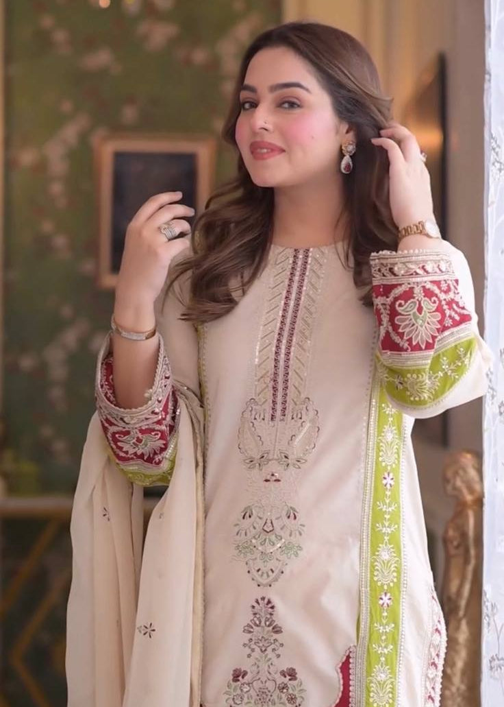 Shriwal Zariya Cream Embroidered Kurti Set